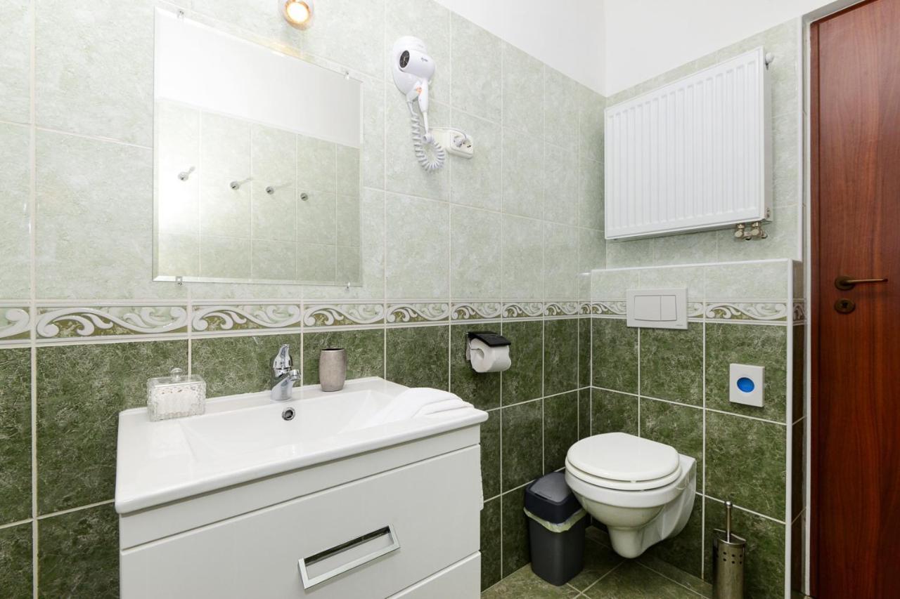 Anita Apartment Budapest Ngoại thất bức ảnh