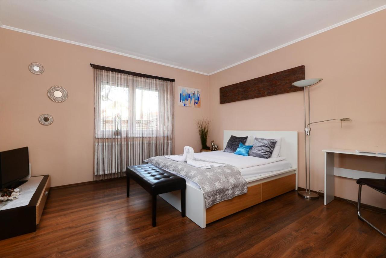 Anita Apartment Budapest Ngoại thất bức ảnh